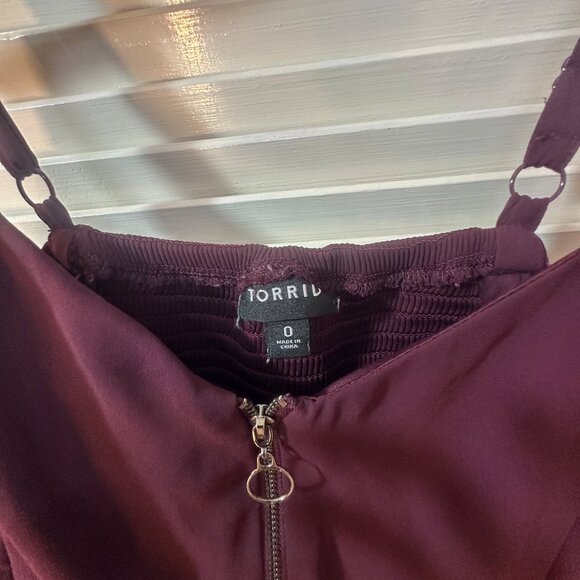 Torrid Georgette Babydoll Hanky-Hem Cami – Winetasting – Size 0 - Picture 5 of 13